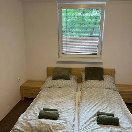 Apartman Pri Jazere *