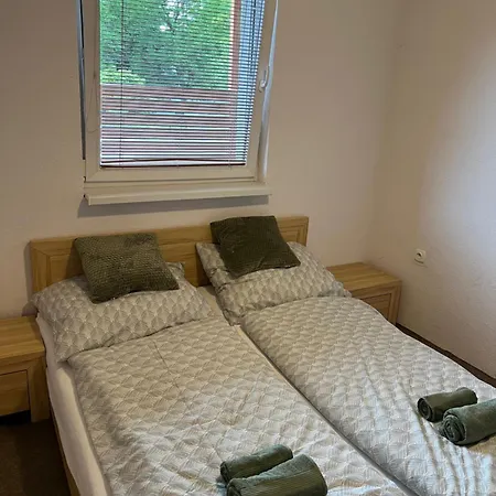 Pri Jazere Kralován